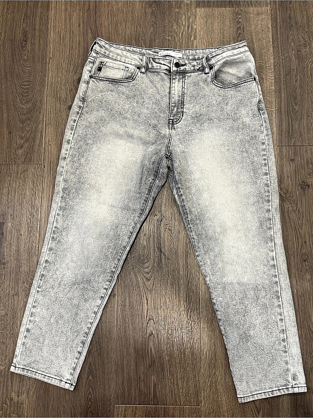 KanCan Straight Leg Jeans Gray